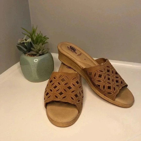 Spring Step Leather  Slip-On Perforated Sandal - Picture 2 of 10